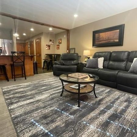 Penthouse Mountain Haven With Community Spa Room Келог Екстериор снимка