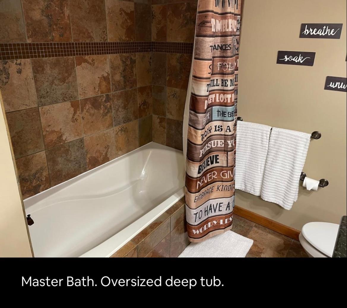 Penthouse Mountain Haven With Community Spa Room Келог Екстериор снимка
